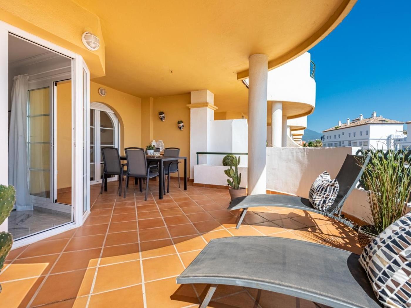 Apartamento Senorio De Aloha *